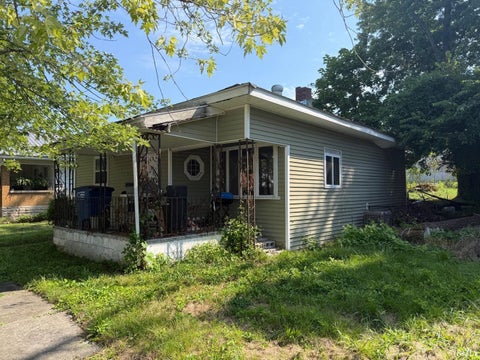 Photo of 312 L Street, Bedford, IN 47421 (MLS # 202638781)