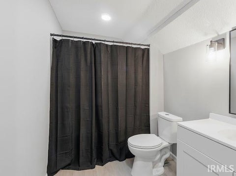 Tiny photo for 1201 E 30th Street, Marion, IN 46953 (MLS # 202629194)