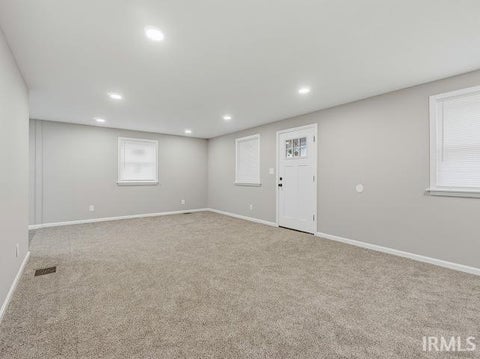 Tiny photo for 1201 E 30th Street, Marion, IN 46953 (MLS # 202629194)