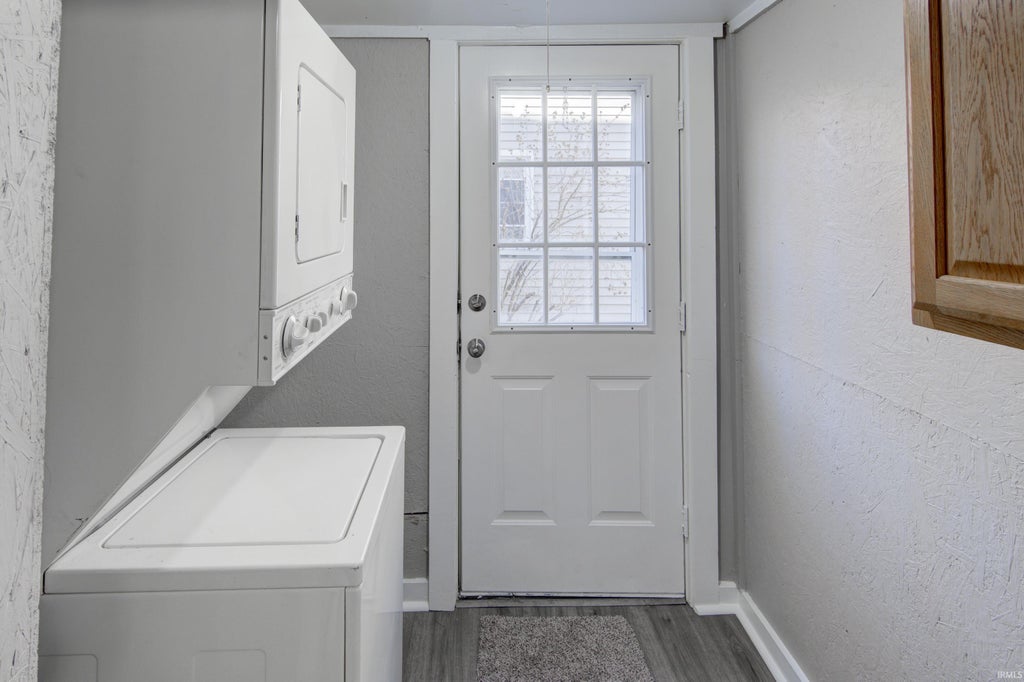 Photo of 1226 Boone Street #2 - Upstairs, Fort Wayne, IN 46808 (MLS # 202640865)