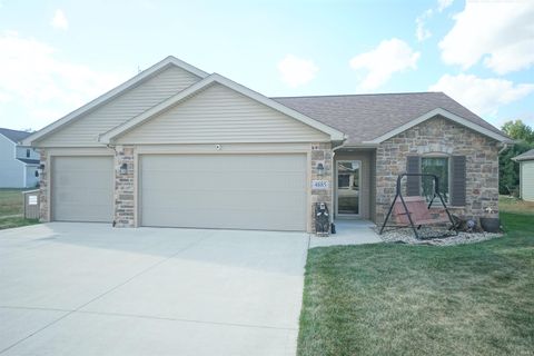 Photo of 4885 N Cranbrook Road, North Webster, IN 46555 (MLS # 202540883)