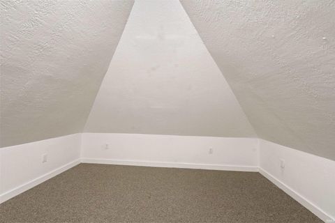 Tiny photo for 929 S Bell Street, Kokomo, IN 46902 (MLS # 202542850)