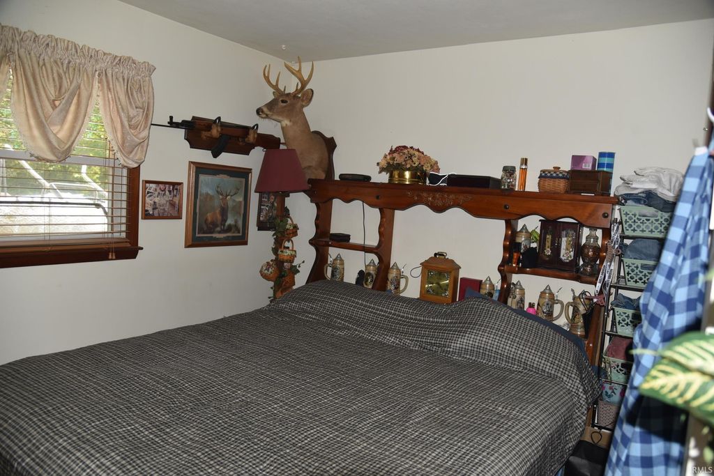 Photo of 7155 S Shields Ridge Rd Rd, Bloomington, IN 47401 (MLS # 202541196)