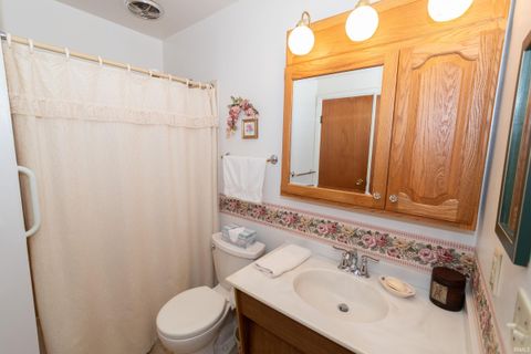 Tiny photo for 4915 Selkirk Drive, South Bend, IN 46614 (MLS # 202612458)