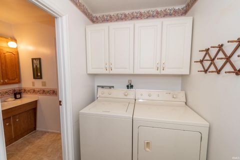 Tiny photo for 4915 Selkirk Drive, South Bend, IN 46614 (MLS # 202612458)