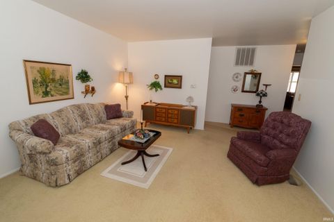 Tiny photo for 4915 Selkirk Drive, South Bend, IN 46614 (MLS # 202612458)