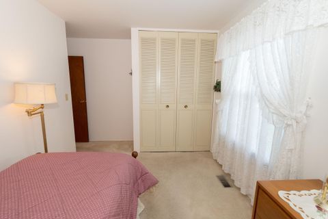 Tiny photo for 4915 Selkirk Drive, South Bend, IN 46614 (MLS # 202612458)