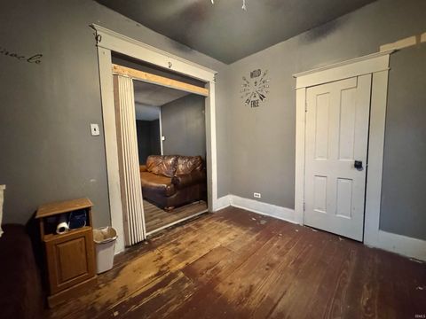 Tiny photo for 21 W Columbia Street, Logansport, IN 46947 (MLS # 202540575)