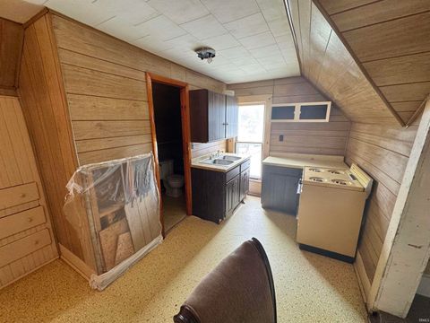 Tiny photo for 21 W Columbia Street, Logansport, IN 46947 (MLS # 202540575)