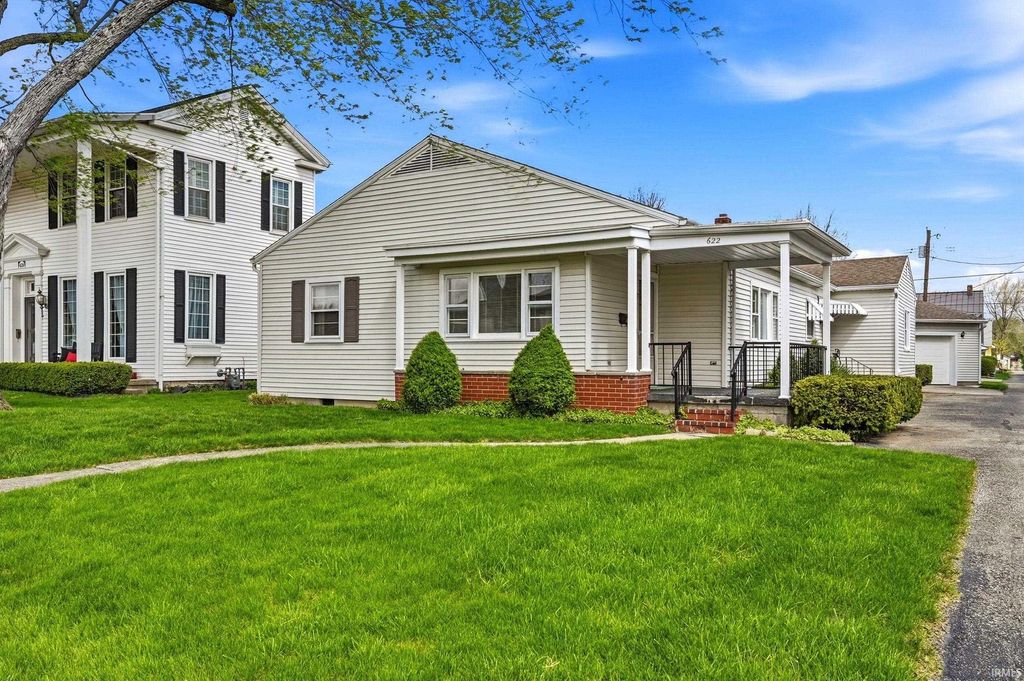 Photo of 622 W South Street, Winchester, IN 47394 (MLS # 202542069)