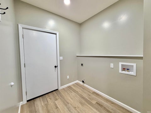 Tiny photo for 1129 Roosevelt Street, Linton, IN 47441 (MLS # 202630189)
