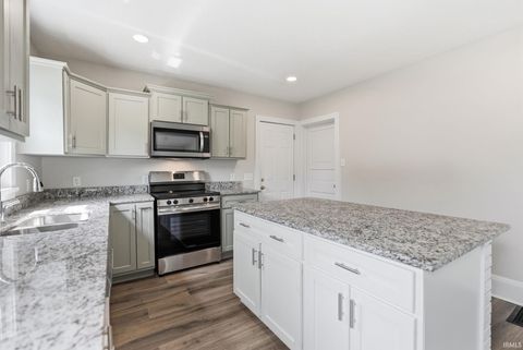 Tiny photo for 3632 S Harrison Street, Fort Wayne, IN 46807 (MLS # 202614018)