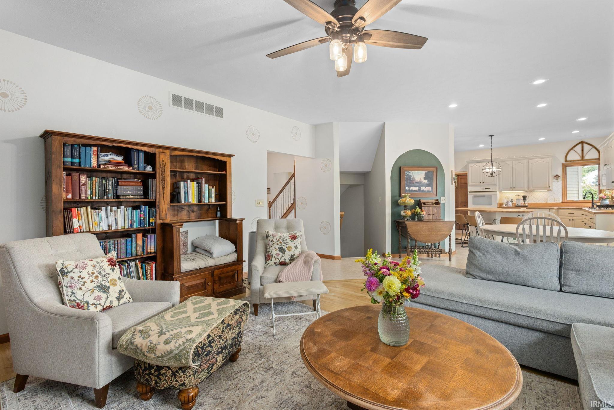 Middlebury, Indiana 46540, United States, 4 Bedrooms Bedrooms, ,4 BathroomsBathrooms,Residential,Active,215493