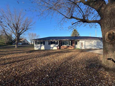 Tiny photo for 136 W MEEK Drive, Bunker Hill, IN 46914 (MLS # 202547944)