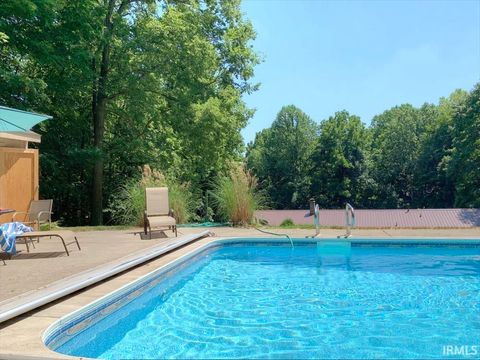 Tiny photo for 3710 W WILLOW WOODS Drive, Logansport, IN 46947 (MLS # 202510944)