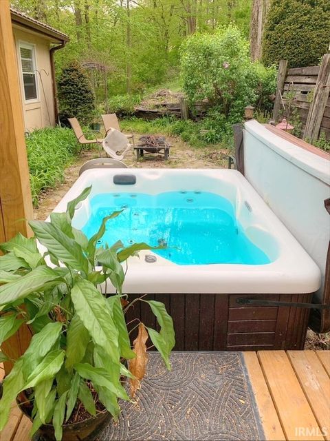 Tiny photo for 3710 W WILLOW WOODS Drive, Logansport, IN 46947 (MLS # 202510944)