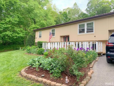 Tiny photo for 3710 W WILLOW WOODS Drive, Logansport, IN 46947 (MLS # 202510944)