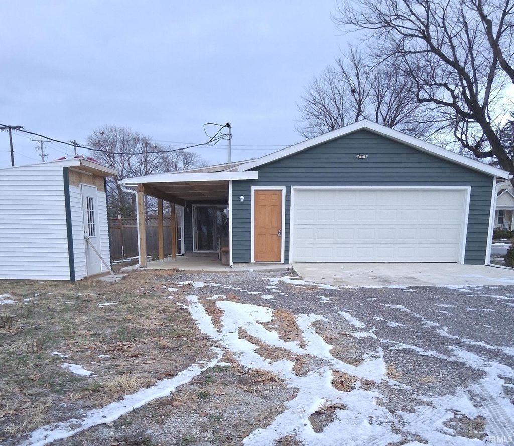 Photo of 1242 Grant Avenue, Fort Wayne, IN 46803 (MLS # 202548903)