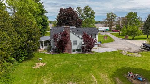 Tiny photo for 11791 N State Road 13 Road, Syracuse, IN 46567 (MLS # 202617417)