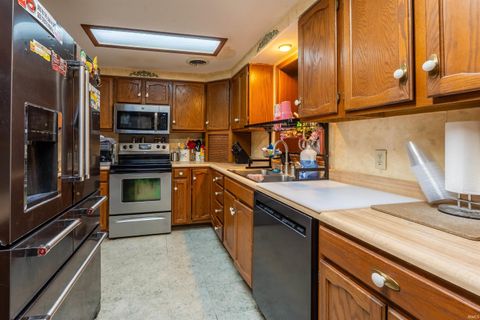 Tiny photo for 11791 N State Road 13 Road, Syracuse, IN 46567 (MLS # 202617417)