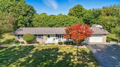 Photo of 920 Ranch Road, Bluffton, IN 46714 (MLS # 202538339)