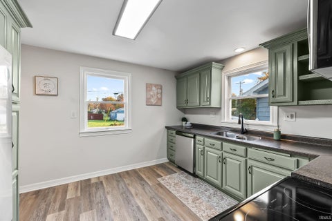 Tiny photo for 8032 N Clinton Street, Fort Wayne, IN 46825 (MLS # 202644948)