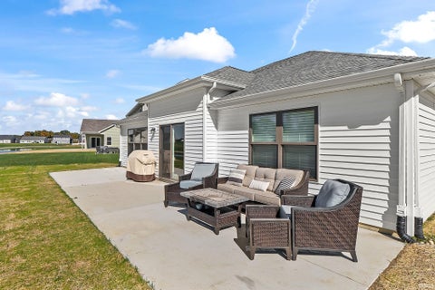 Tiny photo for 12733 Towcester Court, Fort Wayne, IN 46818 (MLS # 202643676)