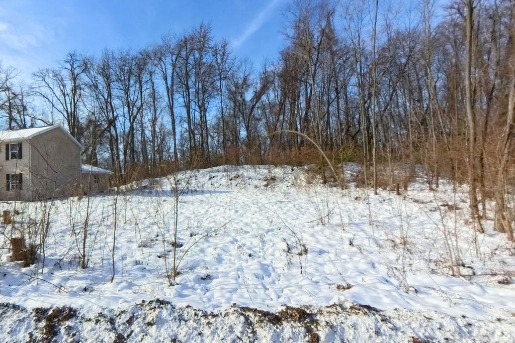 Photo of 2603 Emerson Forest Parkway, South Bend, IN 46614 (MLS # 202549341)