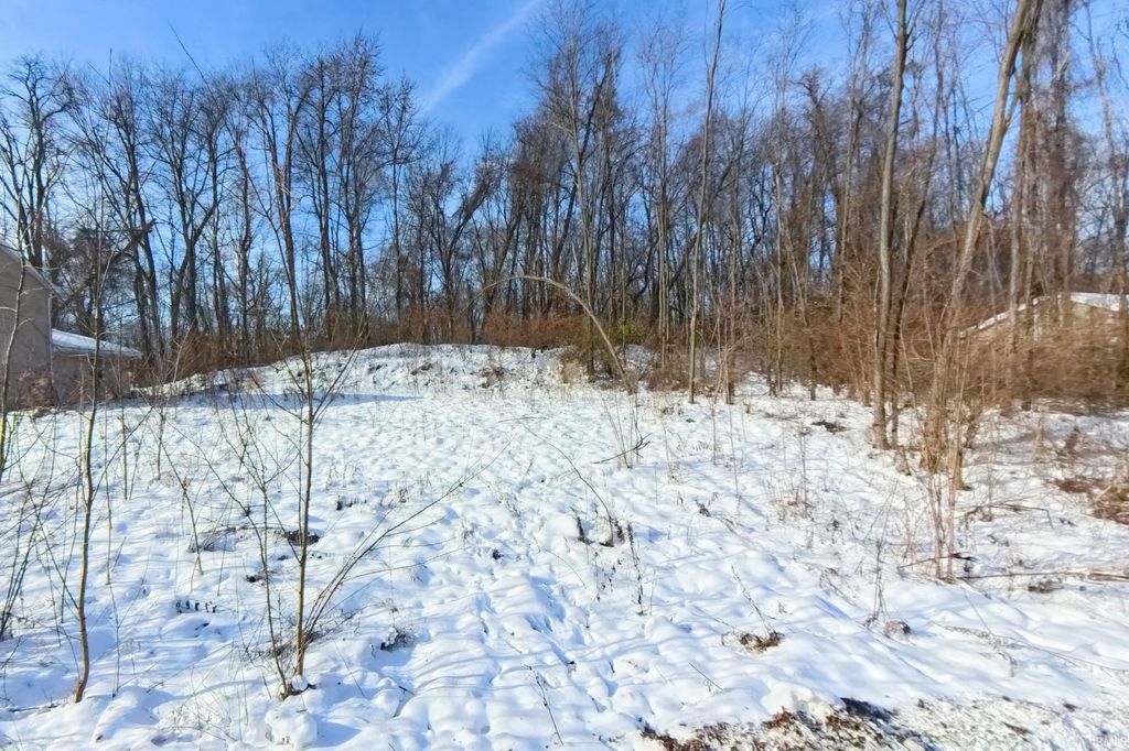 Photo of 2603 Emerson Forest Parkway, South Bend, IN 46614 (MLS # 202549341)