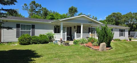 Photo of 27305 Nelson Avenue, Elkhart, IN 46517 (MLS # 202625381)