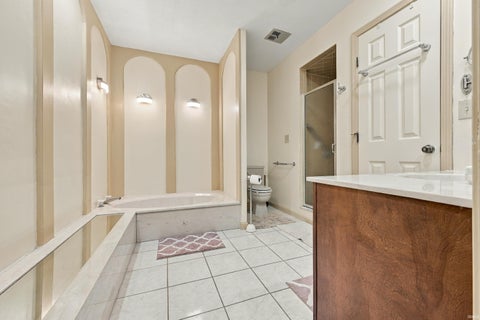 Tiny photo for 3900 N Vienna Woods Drive, Muncie, IN 47304 (MLS # 202638887)