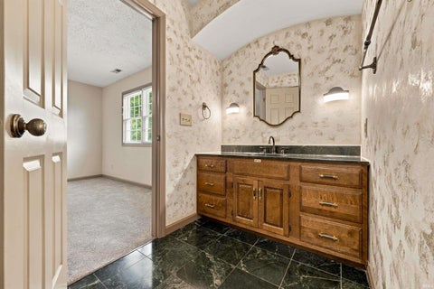 Tiny photo for 3900 N Vienna Woods Drive, Muncie, IN 47304 (MLS # 202638887)