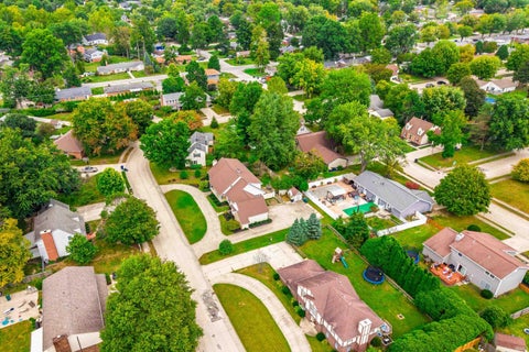 Tiny photo for 3900 N Vienna Woods Drive, Muncie, IN 47304 (MLS # 202638887)