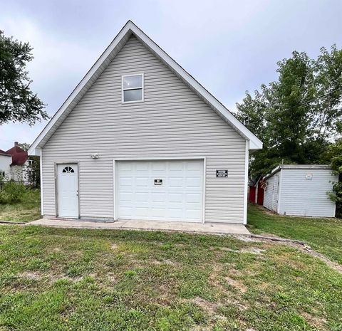 Tiny photo for 820 S Market Street, Kokomo, IN 46902 (MLS # 202540149)
