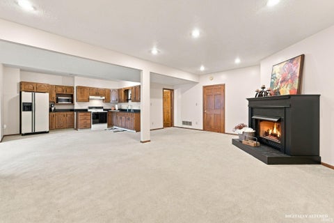 Tiny photo for 2938 E 250 N Road, Bluffton, IN 46714 (MLS # 202635124)