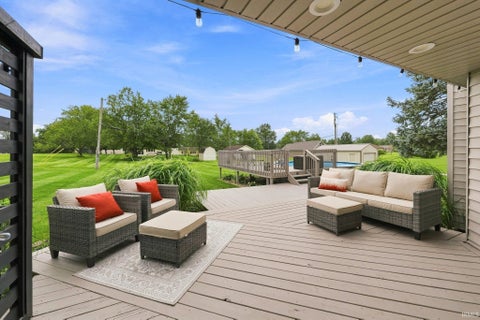 Tiny photo for 2938 E 250 N Road, Bluffton, IN 46714 (MLS # 202635124)