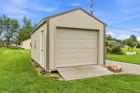Tiny photo for 2938 E 250 N Road, Bluffton, IN 46714 (MLS # 202635124)