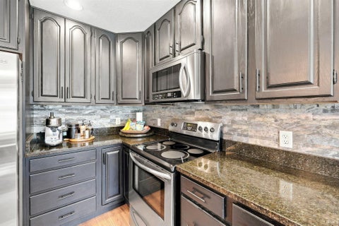 Tiny photo for 2938 E 250 N Road, Bluffton, IN 46714 (MLS # 202635124)