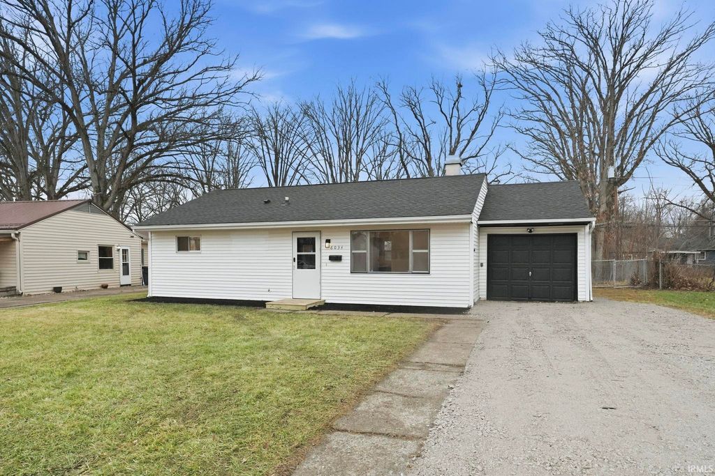 Photo of 6034 Southcrest Road, Fort Wayne, IN 46816 (MLS # 202601572)