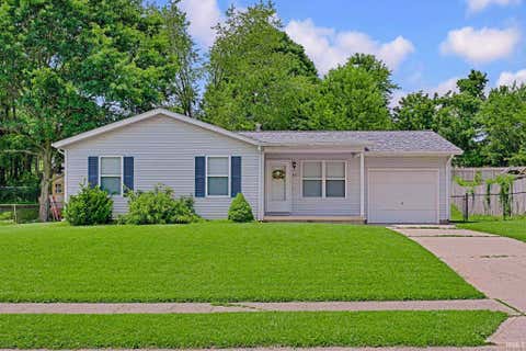 Photo of 5911 S Charlie Avenue, Bloomington, IN 47403 (MLS # 202626377)