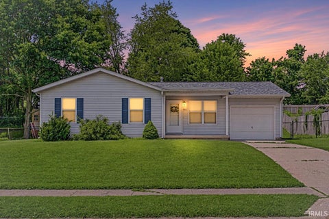 Photo of 5911 S Charlie Avenue, Bloomington, IN 47403 (MLS # 202626377)