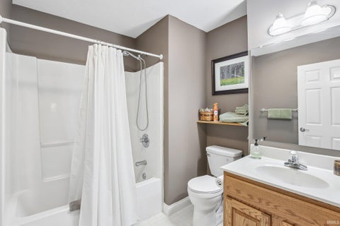 Tiny photo for 1061 W Cedar Lane, Crawfordsville, IN 47933 (MLS # 202622354)