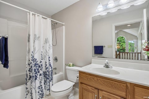Tiny photo for 1061 W Cedar Lane, Crawfordsville, IN 47933 (MLS # 202622354)