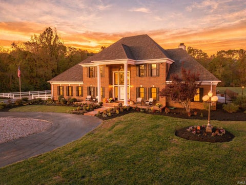 Photo of 1029 Wea Valley Drive, Lafayette, IN 47909 (MLS # 202643563)