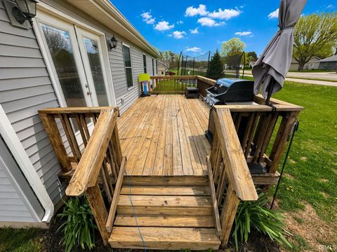 Tiny photo for 209 Royalwood Drive, Monticello, IN 47960 (MLS # 202613276)