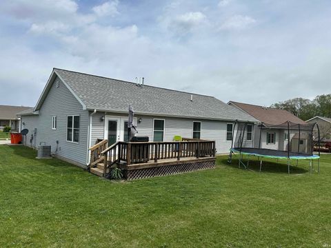 Tiny photo for 209 Royalwood Drive, Monticello, IN 47960 (MLS # 202613276)