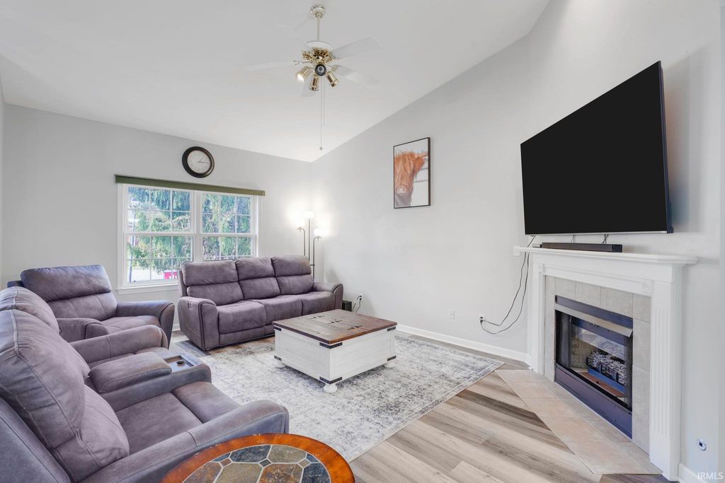 Photo of 3912 N Whitewood Way, Bloomington, IN 47404 (MLS # 202606570)