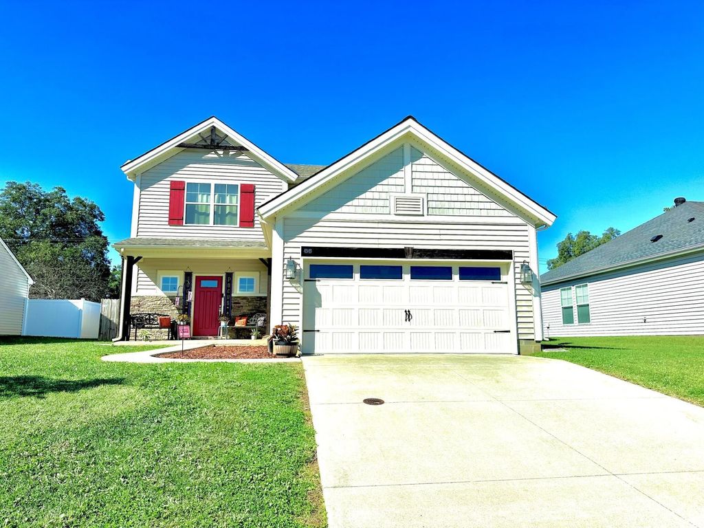 Photo of 4949 Live Oak Court, Newburgh, IN 47630 (MLS # 202541098)