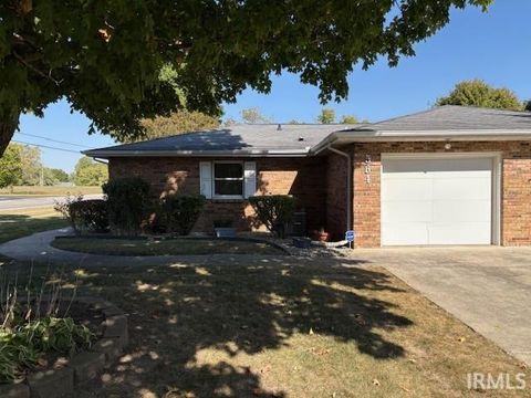 Tiny photo for 564 W GARDNER Court, Marion, IN 46952 (MLS # 202541333)