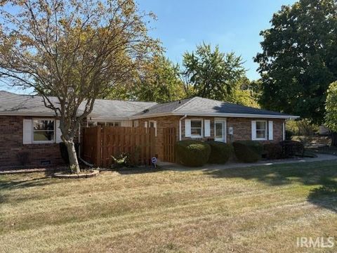 Tiny photo for 564 W GARDNER Court, Marion, IN 46952 (MLS # 202541333)